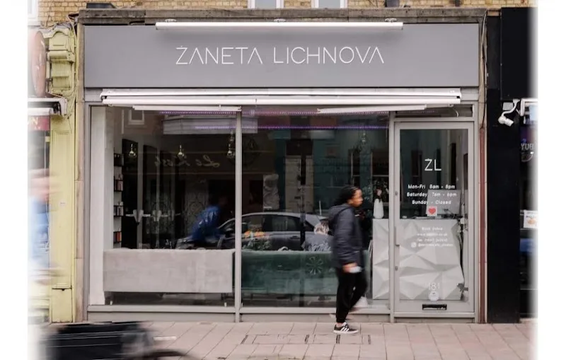 Zaneta Lichnova - Coiffure Oxford - OneBooking