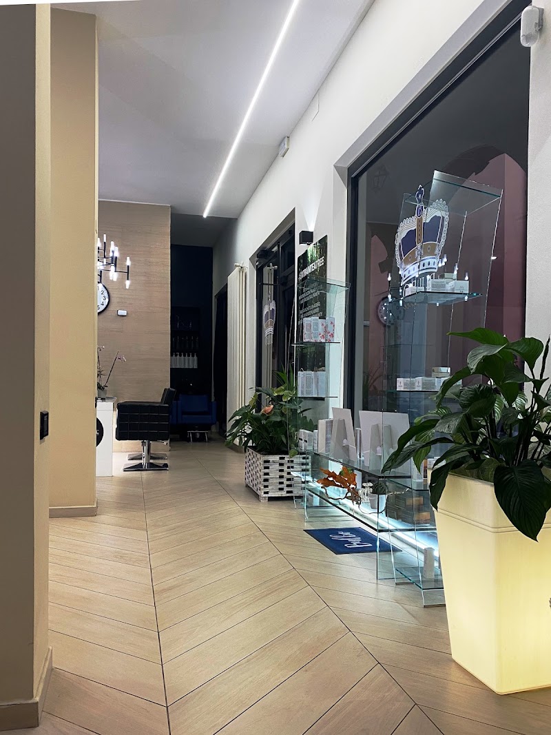Bulbo Experience - Parrucchiere e Barbiere - Coiffure Bologna - OneBooking
