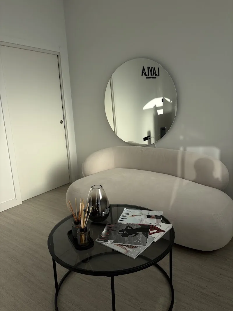 LAYLA BEAUTY STUDIO - Institut de beauté Santander - OneBooking