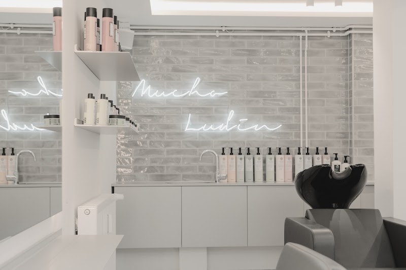 Mucho Ludin - Coiffure Hamburg - OneBooking
