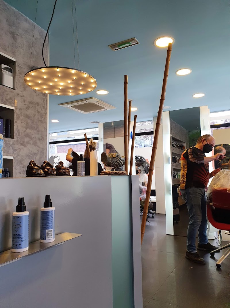 Peluquería Bertony - Coiffure Gijón - OneBooking