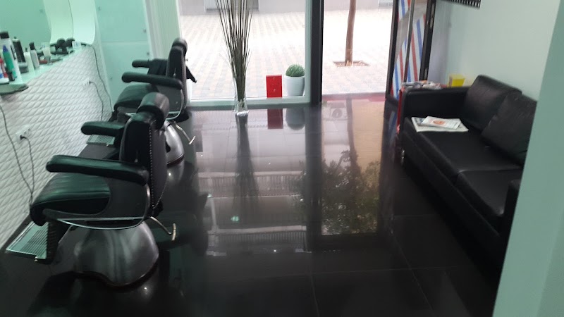 Rafael peluquería (collado & Alcántara). - Coiffure Córdoba - OneBooking
