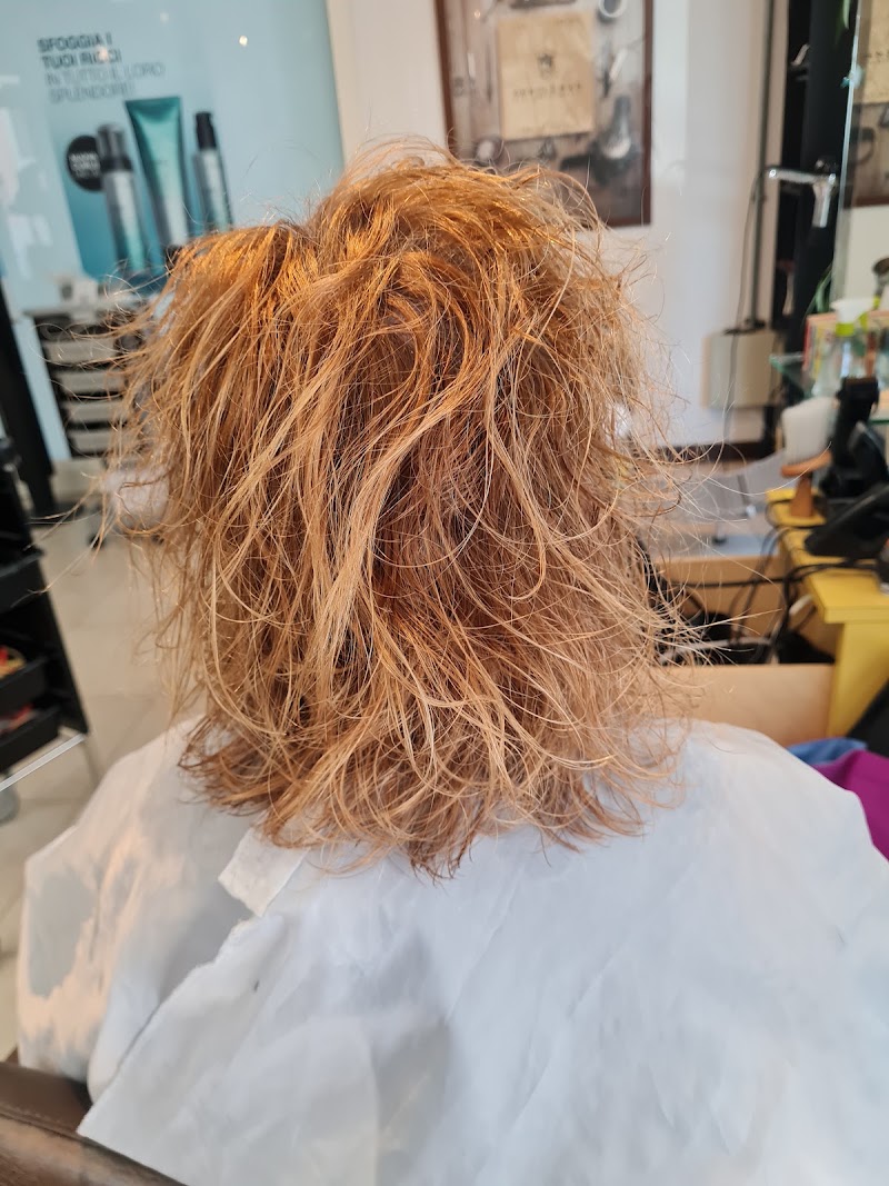 Hanky-Panky Parrucchieri & Barber's corner - Coiffure Bologna - OneBooking