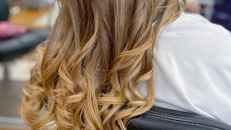 Evolución Peluquería Y Estética - Coiffure Palma De Mallorca - OneBooking