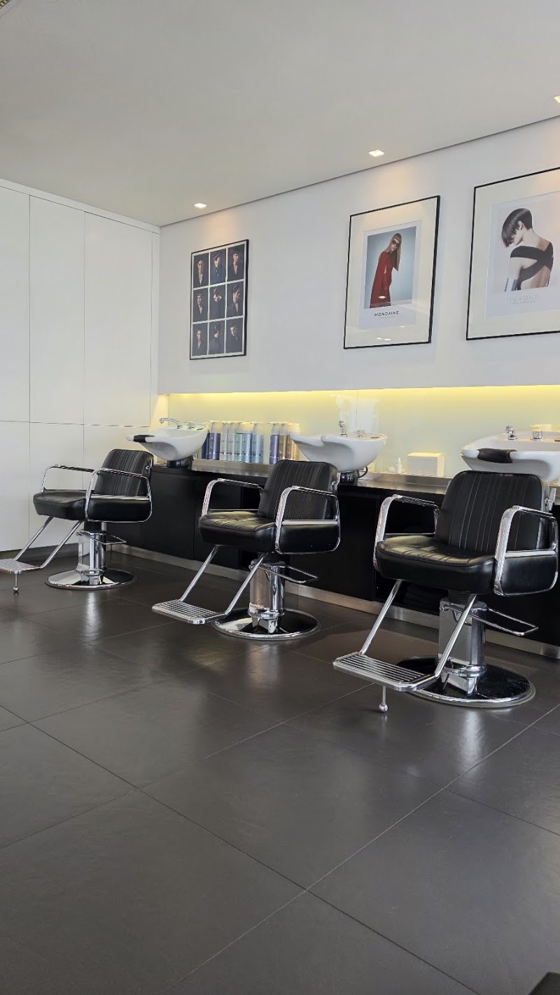 Sassoon Salon - Coiffure Düsseldorf - OneBooking