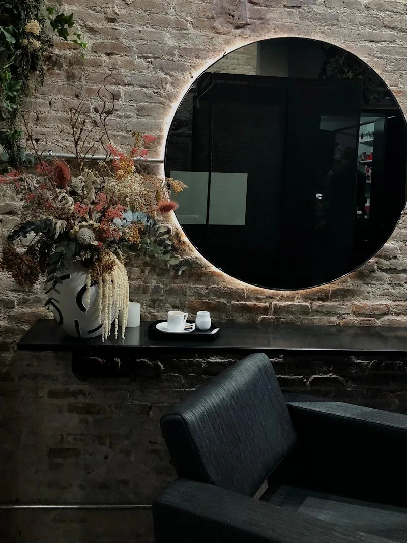 UNIT3 Hair Salon