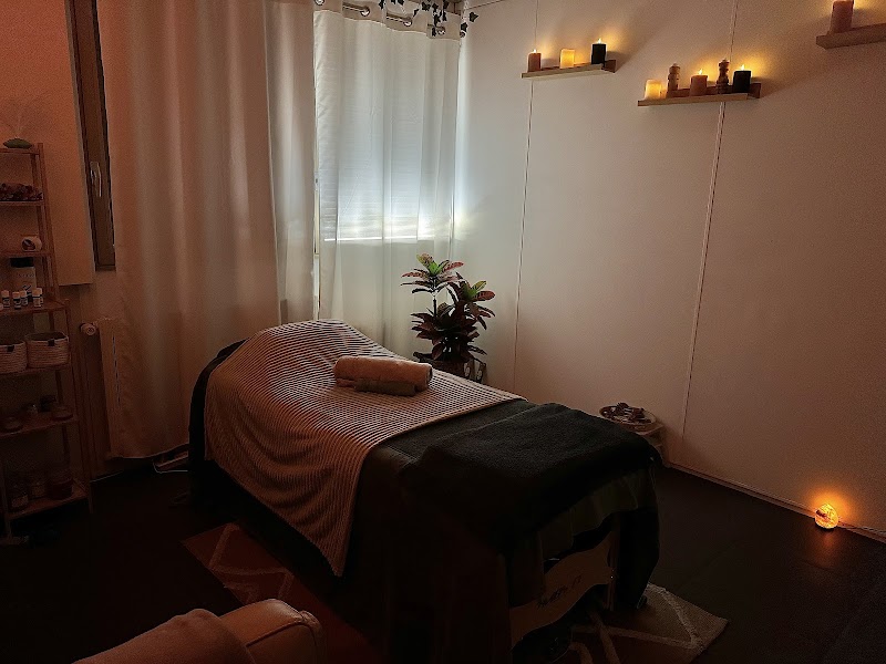 GLOIRE Ô BIEN-ÊTRE • Massages bien-être | Drainage lymphatique | Kobido | Intra-buccal Homme & Femmes