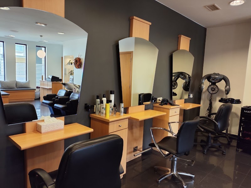 Micaela Areas Peluquería - Coiffure A Coruña - OneBooking