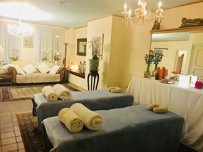 Luxe Spa Massage Wachtebeke - Massage Ghent - OneBooking