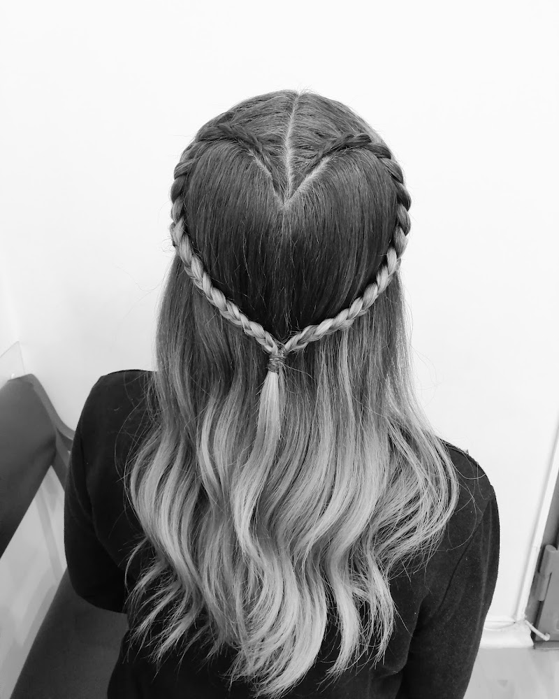 Coiffeur Emanuela - Coiffure Bari - OneBooking