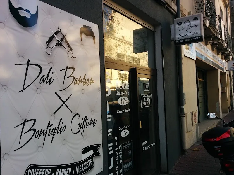 Dali Barber