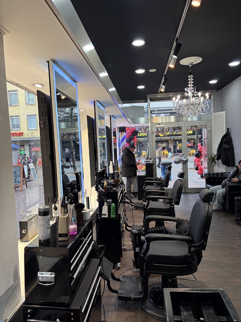 Crystal-Friseur Düsseldorf - Coiffure Düsseldorf - OneBooking